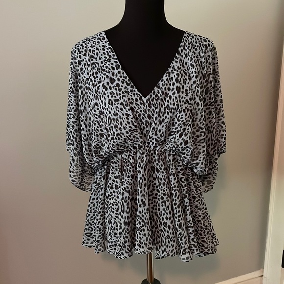 She + Sky leopard print blouse. - Picture 1 of 5